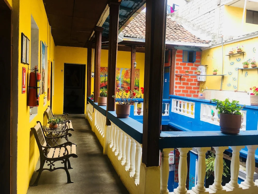 Casa Ceasars  Historic Quito