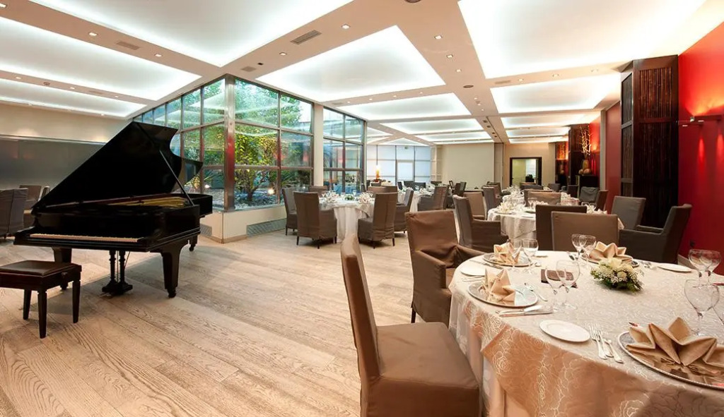 Отель Italiana Hotels Cosenza