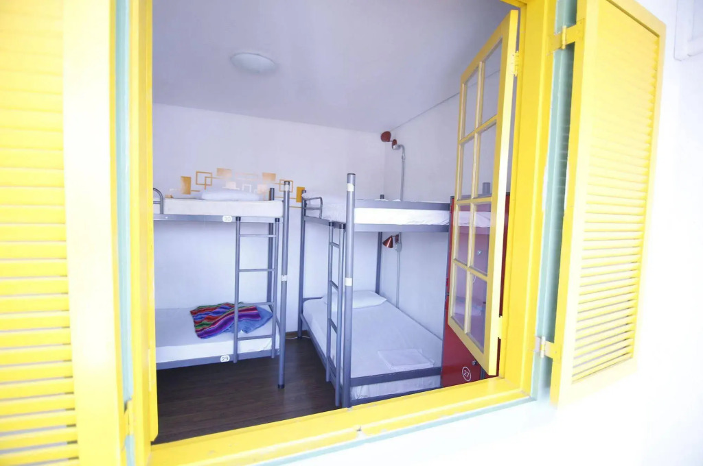 Café Hostel