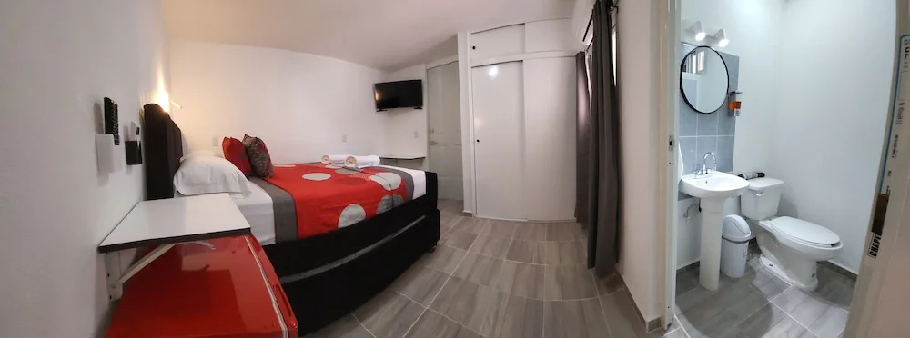 Book & Sleep 44