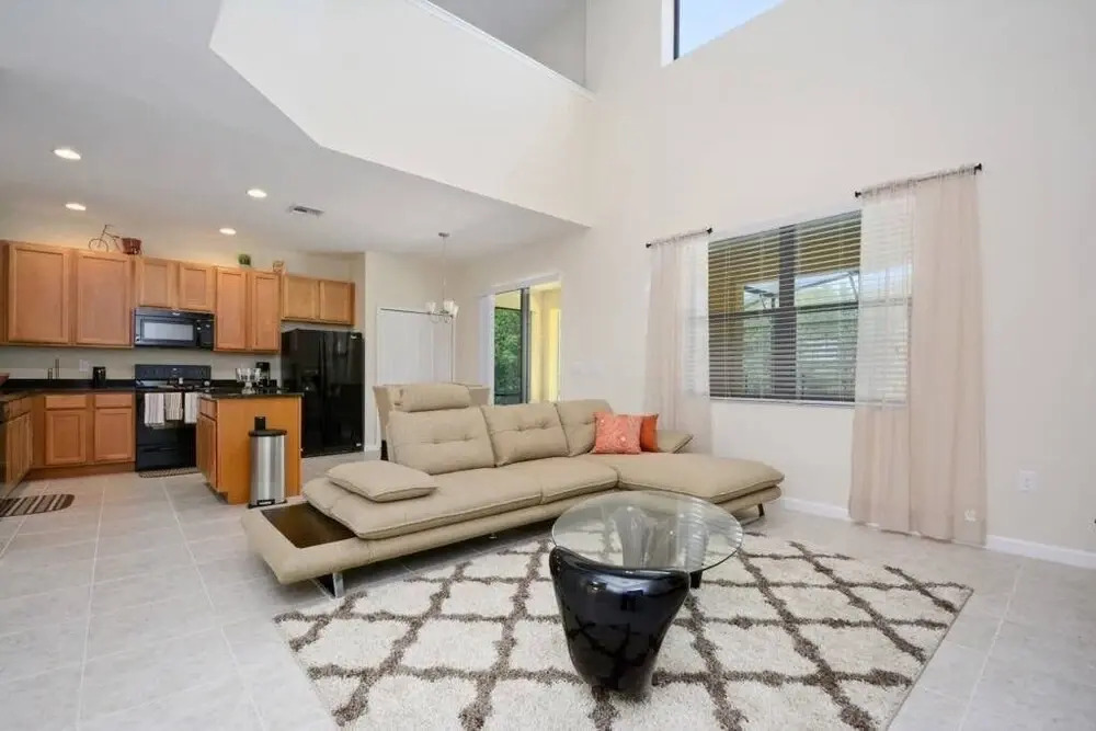 Veranda Palm Villa w Pool Game room near Disney