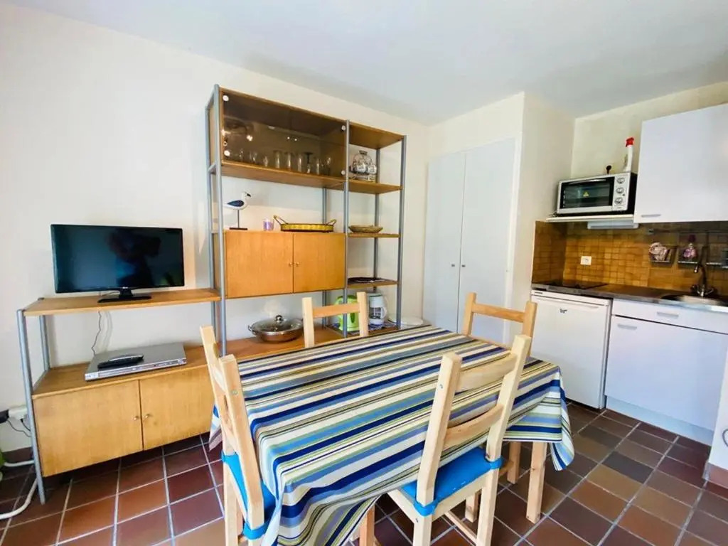 Appartement Carnac, 2 pièces, 4 personnes - FR-1-377-48