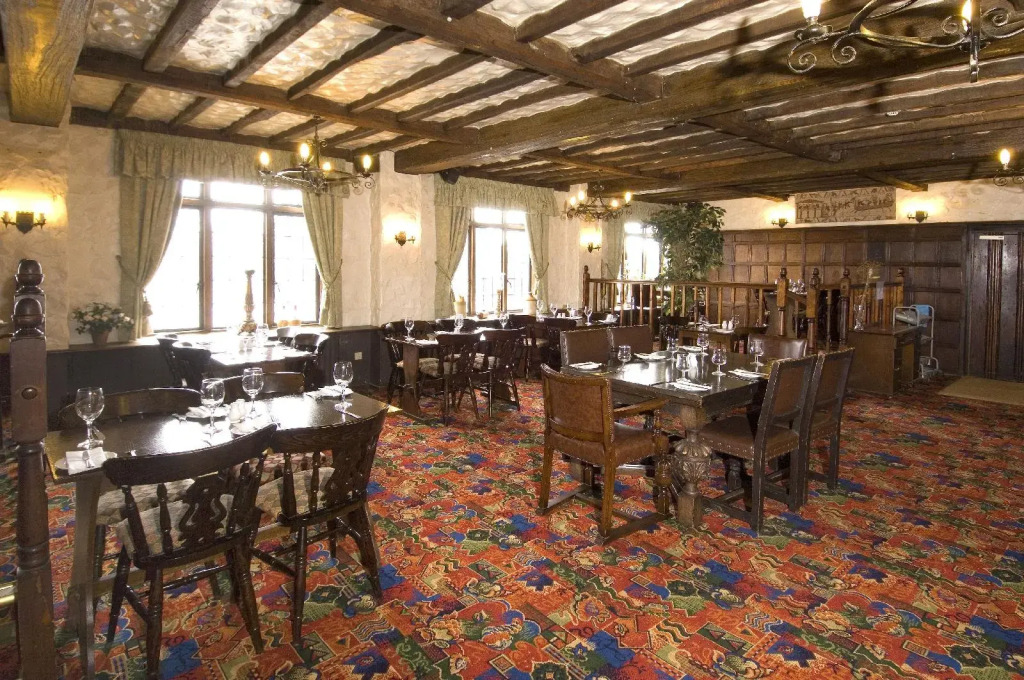 The Horseshoe Inn