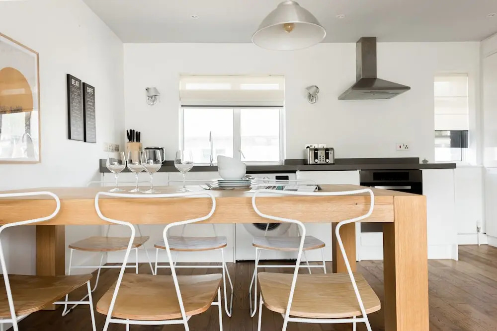 The Press House - Warm & Stylish 2BDR British Design Home in Jericho