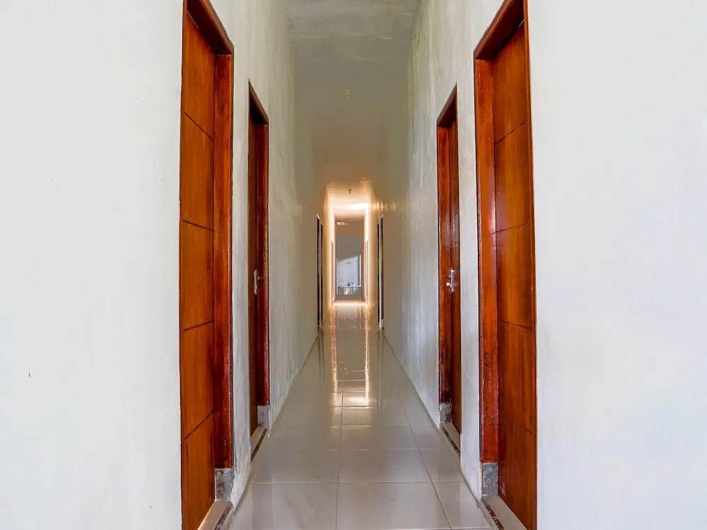 Hotel O Nurul Hikmah Homestay Syariah & Sport Center
