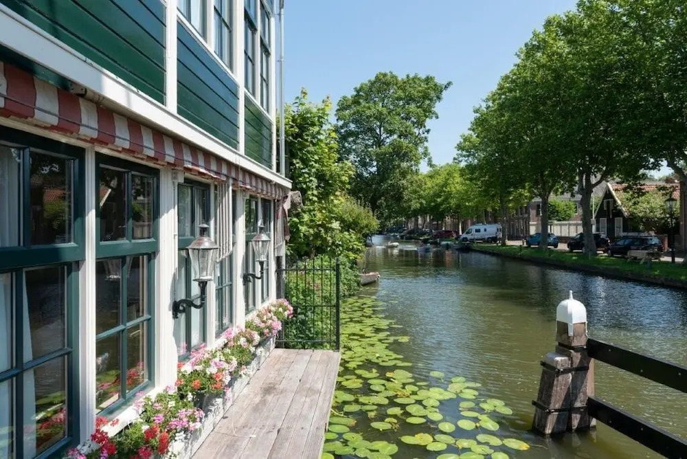 Hof van Holland Hotel