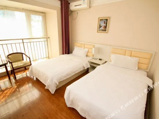 Ideal Hotel in the City (Taibai South Road Arts and Science College)