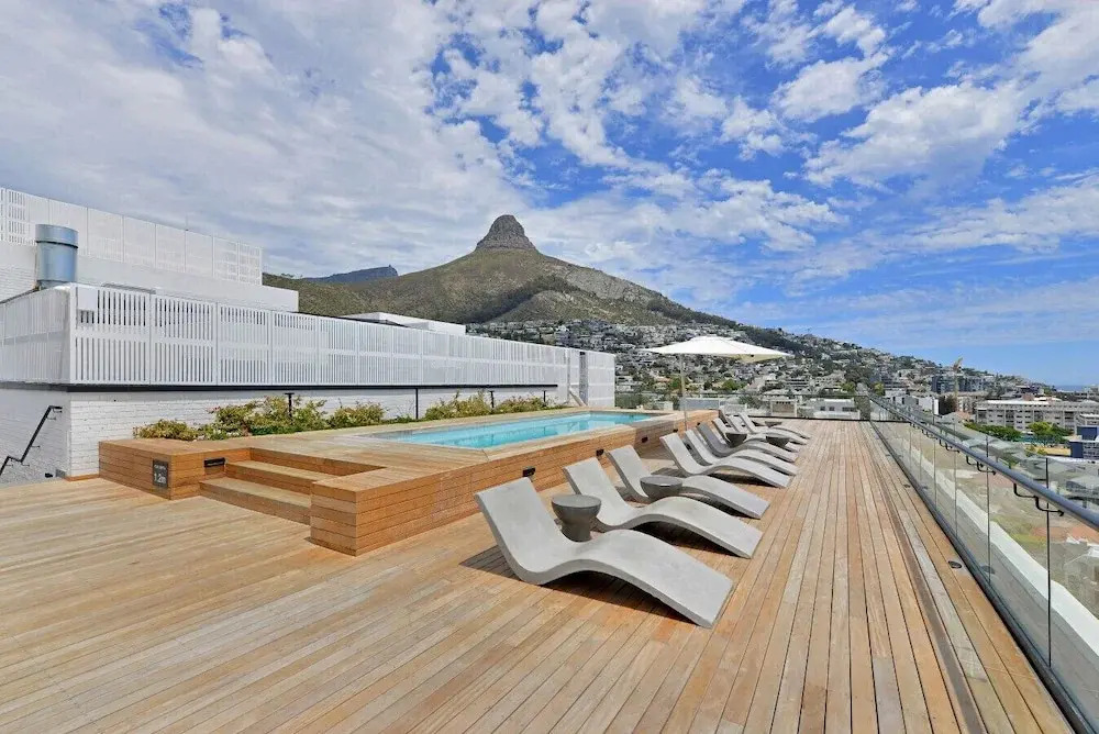 Station House Studio Apartment Gym Rooftop Pool