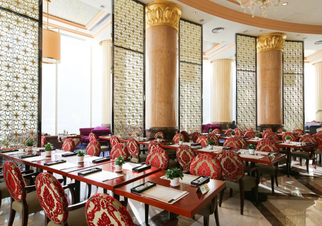 Отель Oriental Riverside