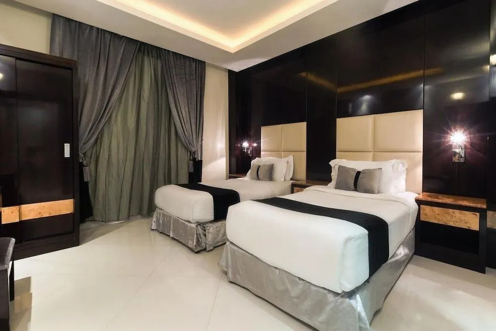 Al Muhaidb Residence Al Takhasossi 2 - Economic