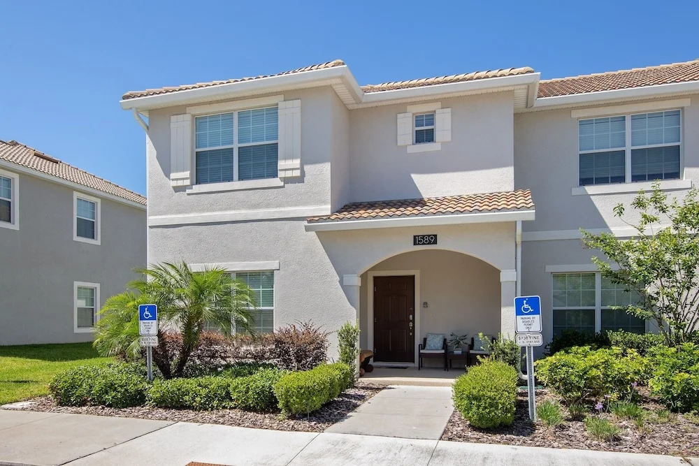 1589mvd-the Retreat At Championsgate 4 Bedroom Townhouse by RedAwning