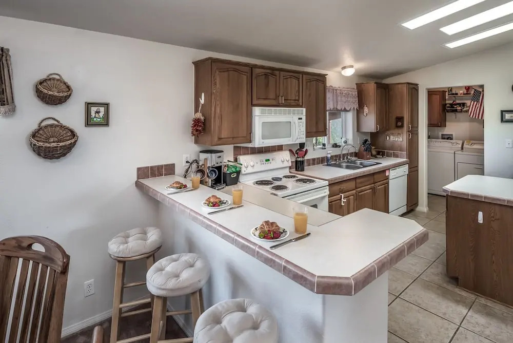 Mountain Top Ranch - Three Bedroom House