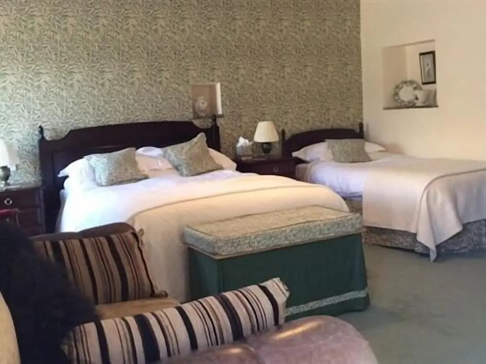 Whashton Springs Farmhouse B&B