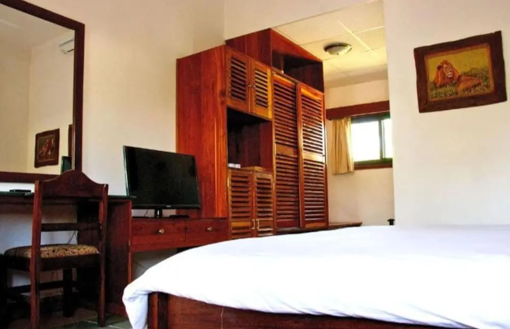 Galu Inn