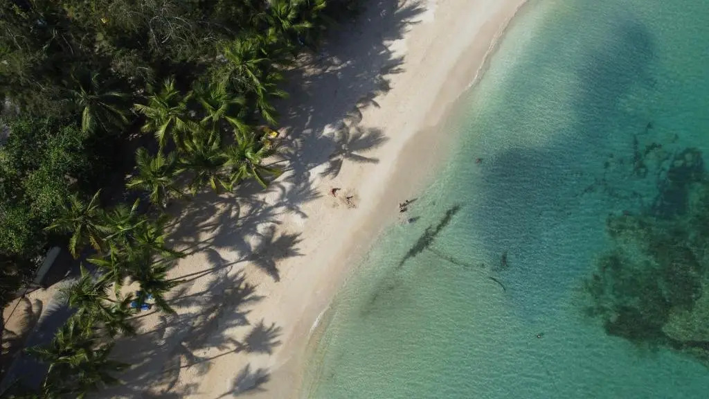Flor de Coco, Villa neuve, 5 chambres, 5 salles de bains et grande piscine à 250 mètres de la plage