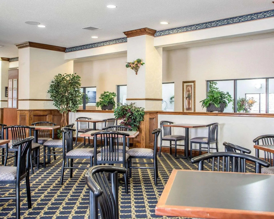 Comfort Suites - Jefferson City