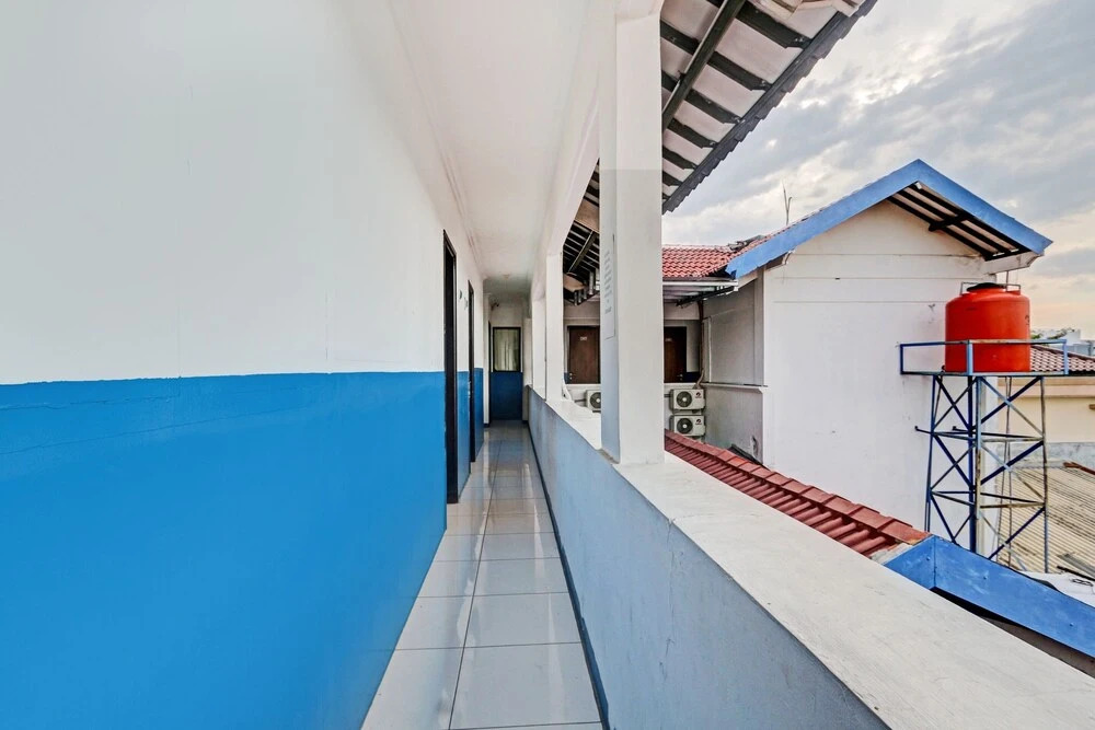 Hotel O Near Mall Ciputra 2