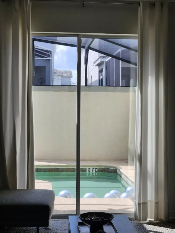 1556 PD - Poolside Bliss: Enchanted 4BR Townhome
