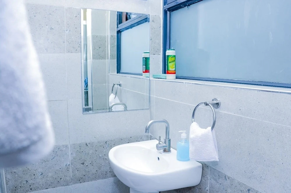 Lux Suites Kileleshwa Business Apartments