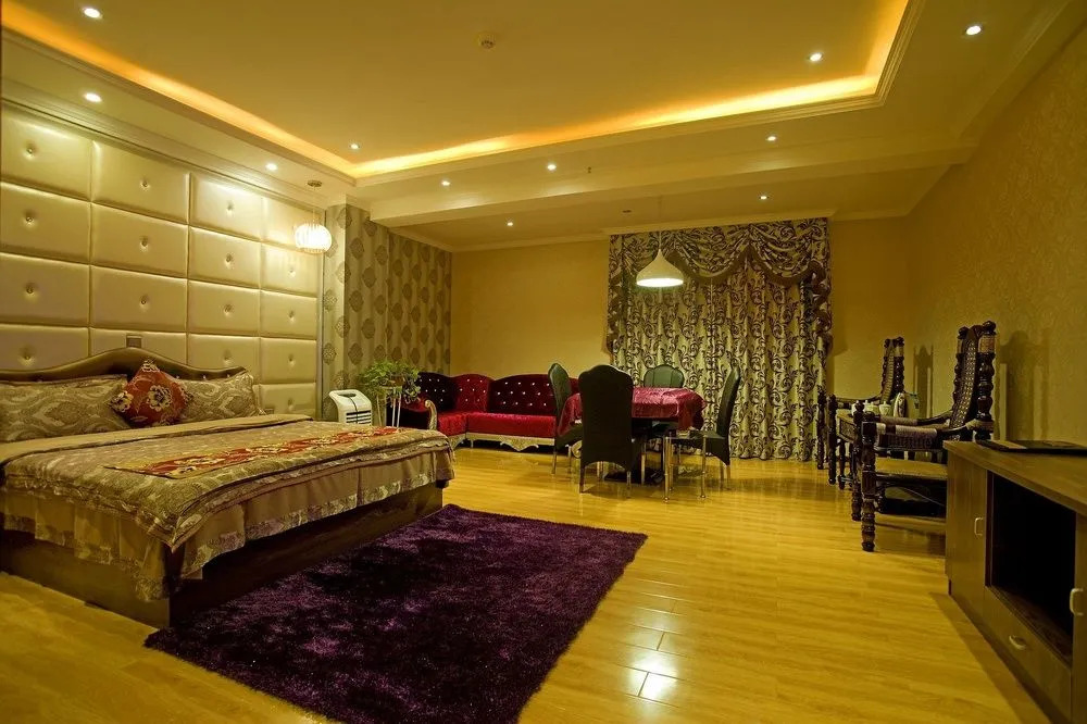 Yuxi Hongyuan Star Hotel