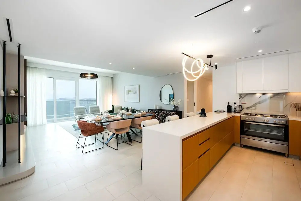 Stylish JBR 3BR M w Beach Access