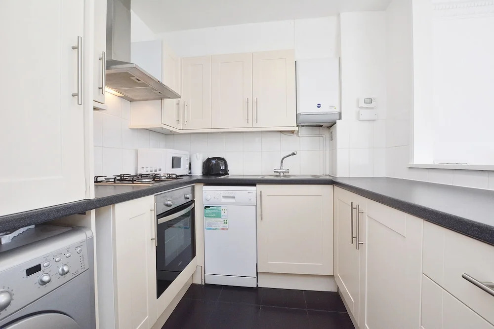 15 Beaufort Gardens Apartments