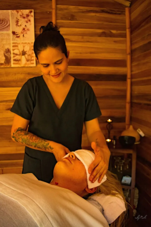 Essence Arenal Spa & Yoga