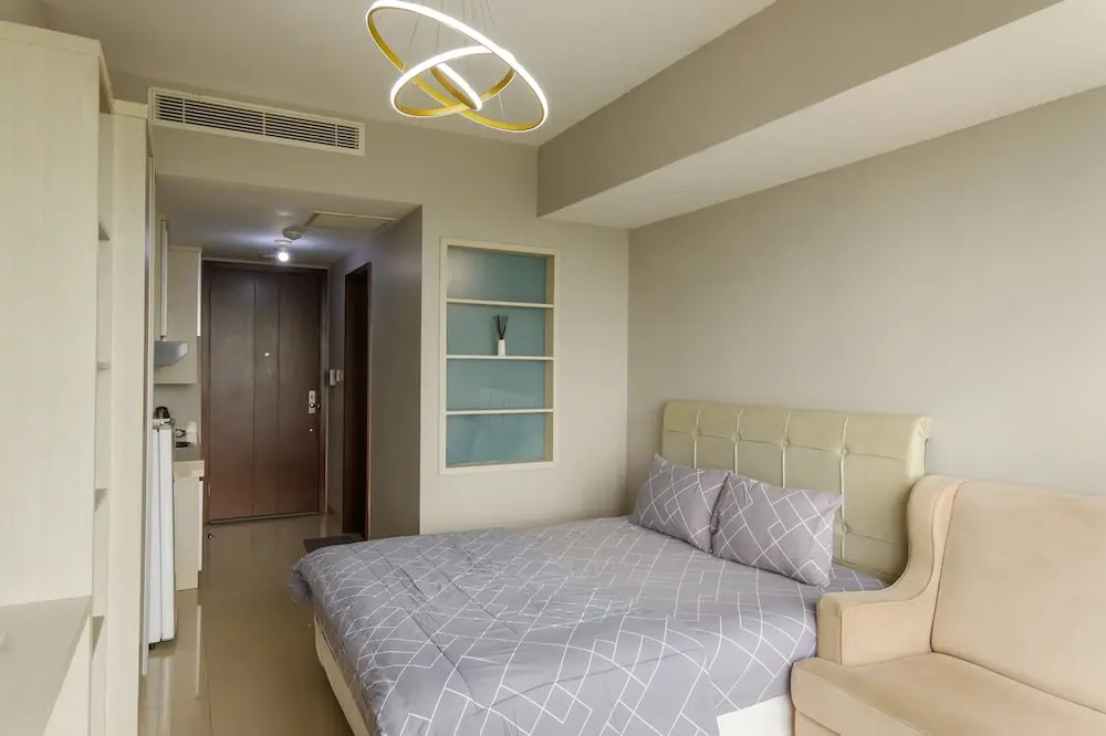 TwoSpaces Living at UResidence Apartment