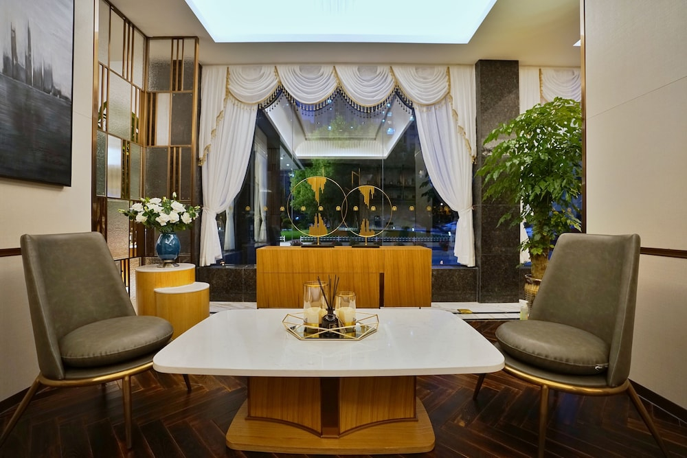 Metropolo Lujiazui Jinqiao Garden Hotel