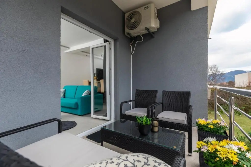 Tramonto Apartments