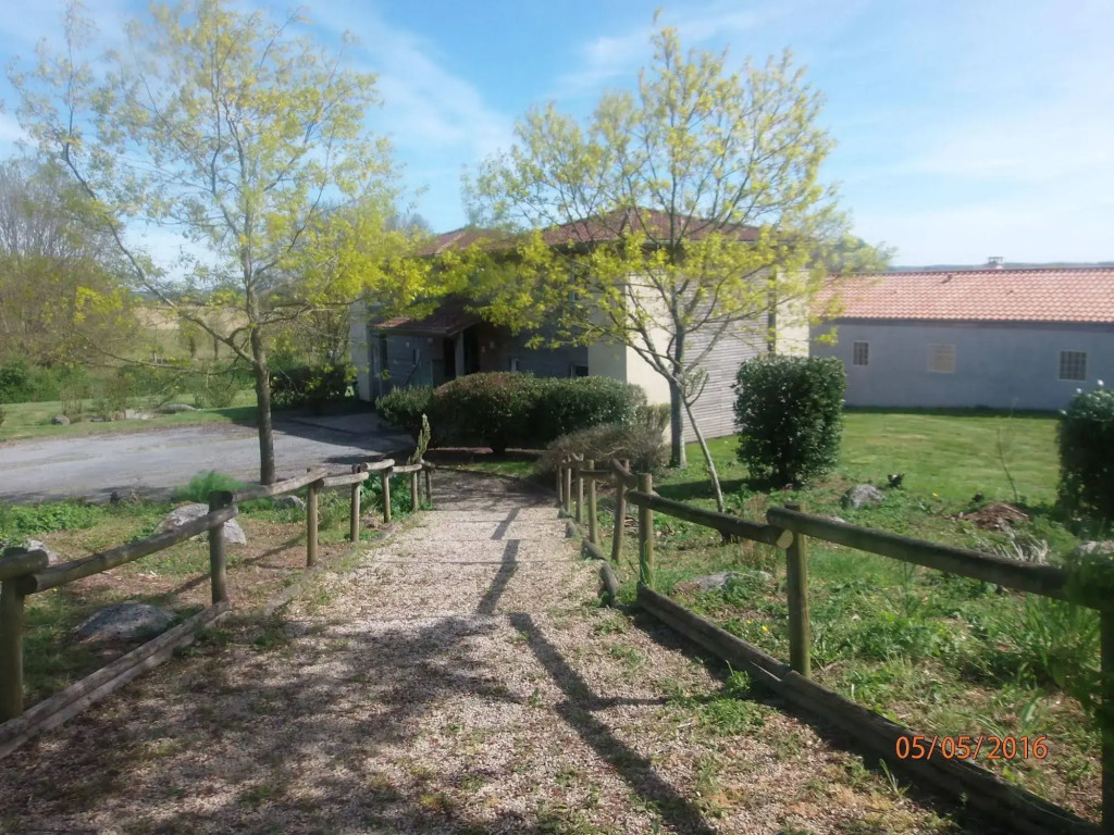 Logis hôtels Le Saint Pierre
