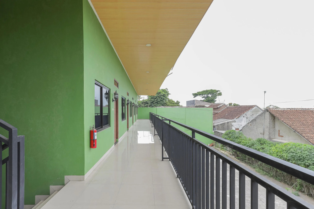 Urbanview Hotel Trans Cilegon