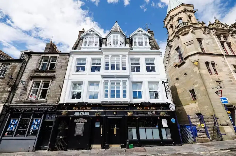 Stylish 2-bed Apartment in the Heritage Quarter