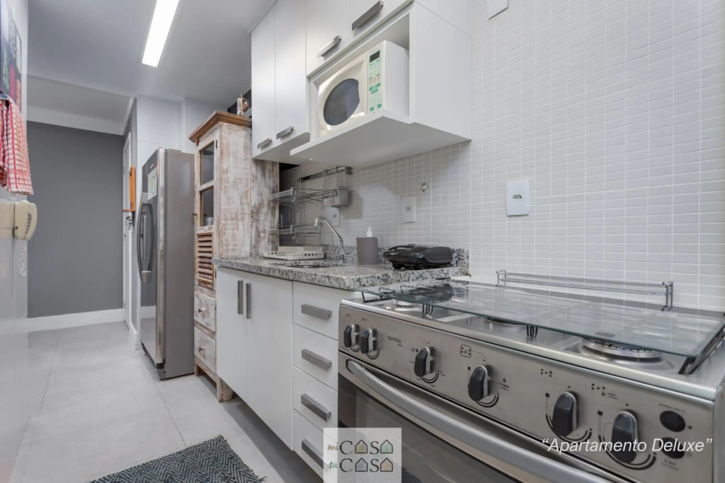 TOP 3 QUARTOS com Home Office Wi-Fi 120 mbps - ESTACIONAMENTO em Condominio com PORTARIA 24h, PARQUINHO INFANTIL, Piscina e Sauna - Apartamento com Ar Condicionado, SmarTV e Cozinha Completa