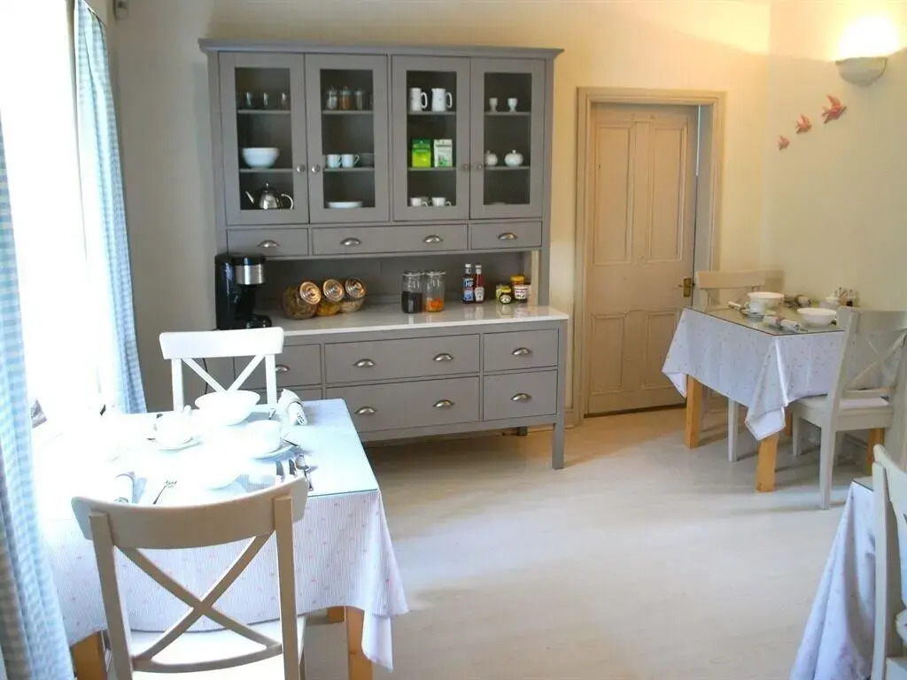 Warren House B&B