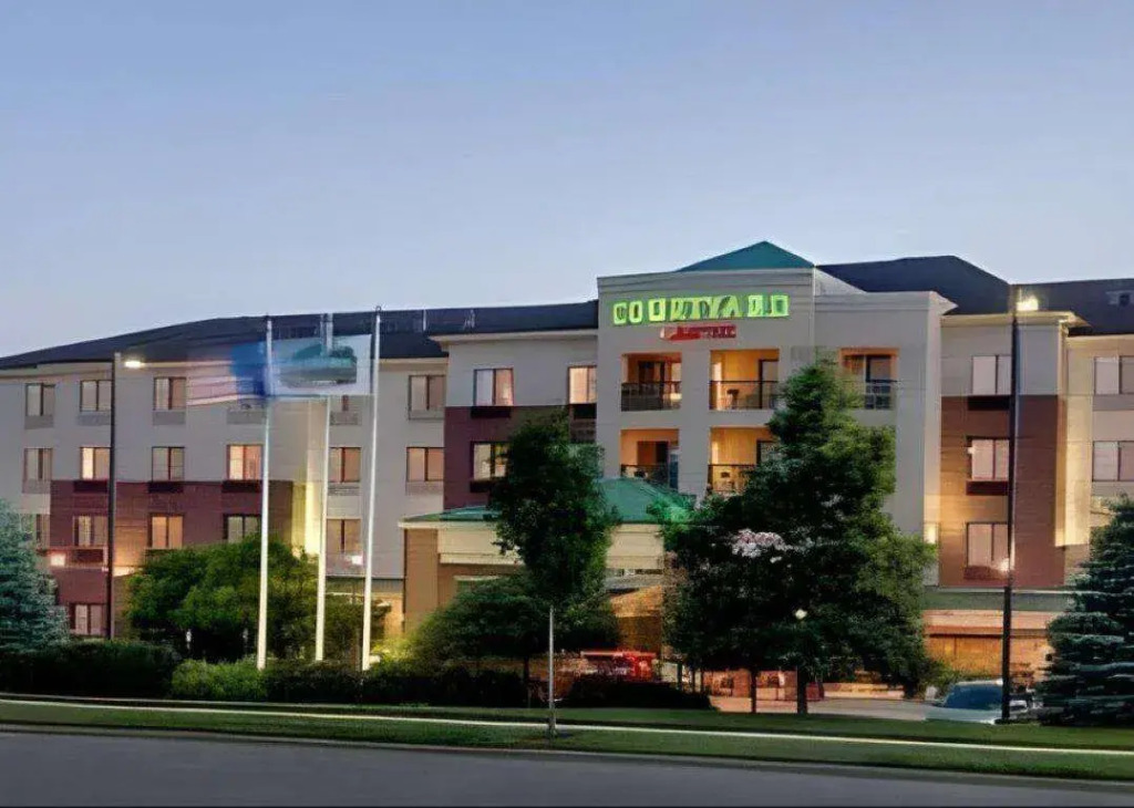 Courtyard by Marriott Huntsville-Madison