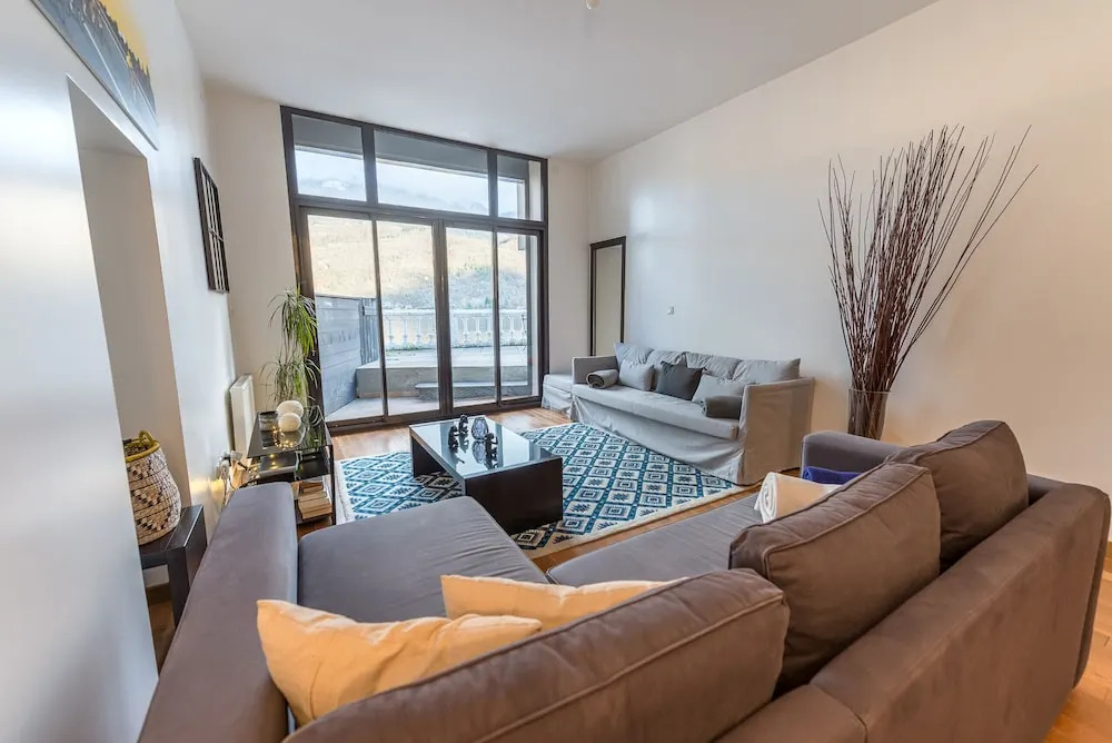 Le Studio Rivage - Surplombant le lac