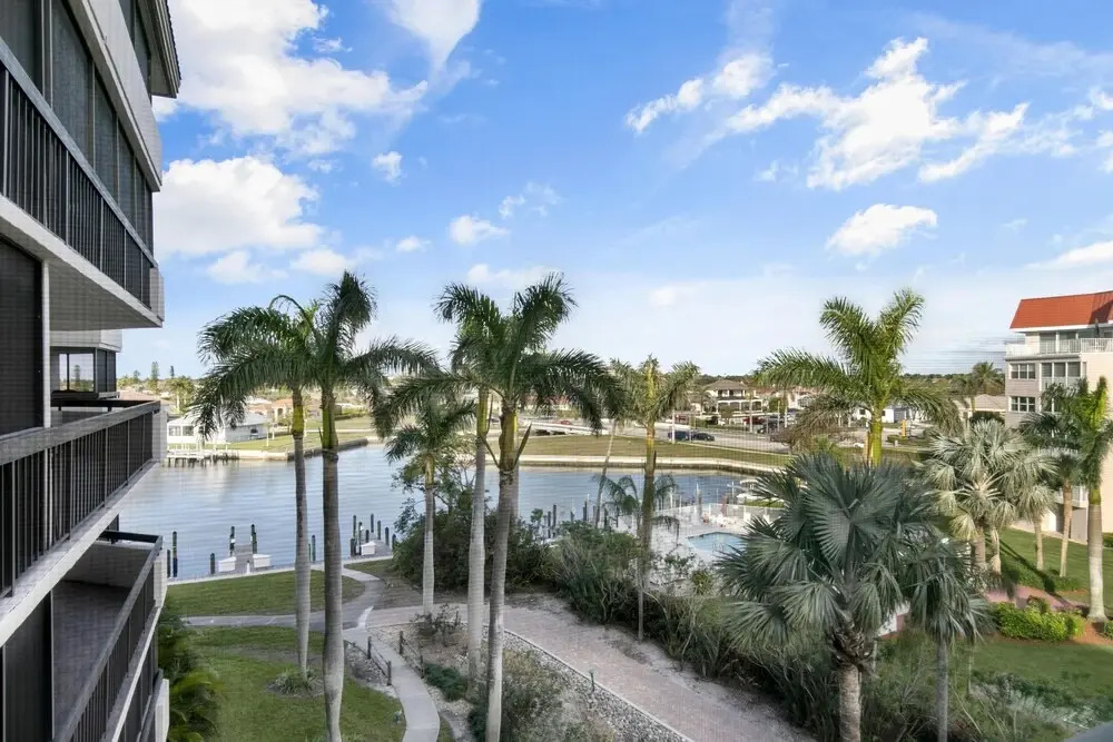 Seaview Ct. 507 Marco Island Vacation Rental 2 Bedroom Condo by Redawning
