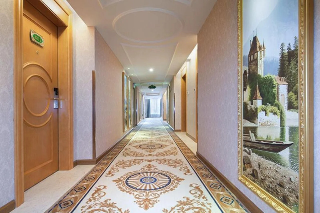 Vienna Hotel Shenzhen Gongming Huafa North Road