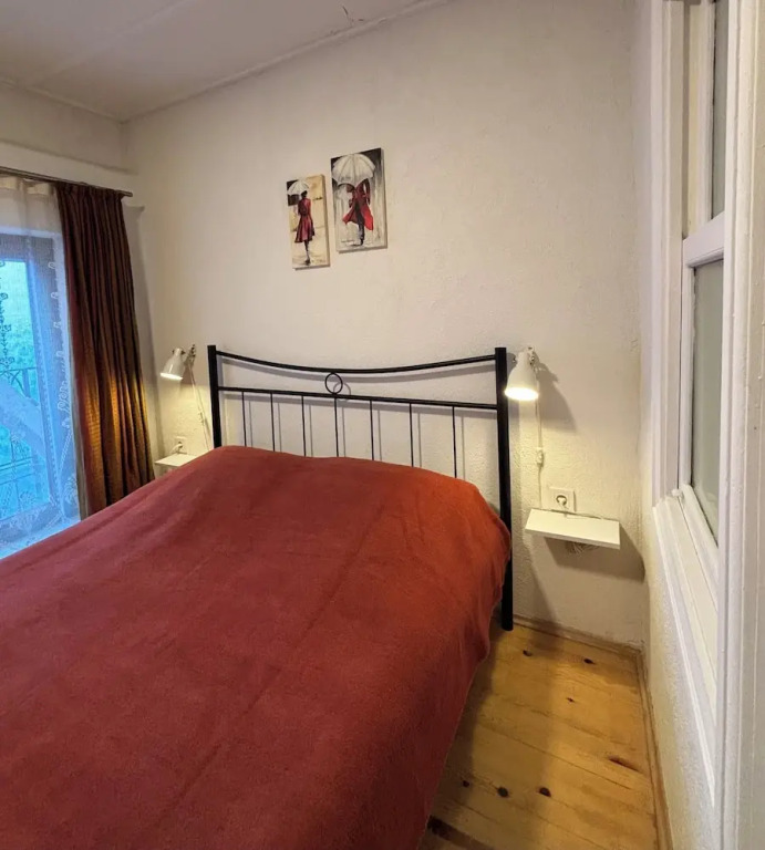 Idor Guest House