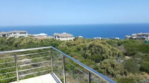 Luxurious house on Pinnacle Point Estate