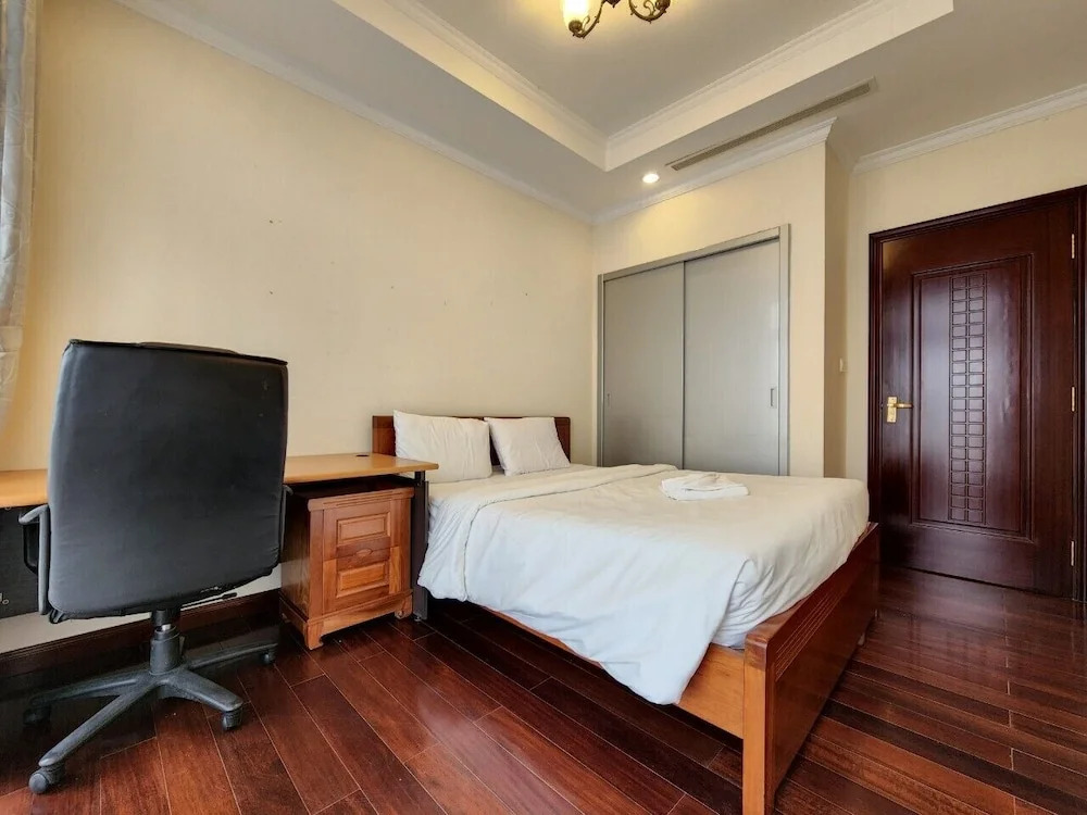 Vinhomes Royal City Luxury Apartment 2 Br