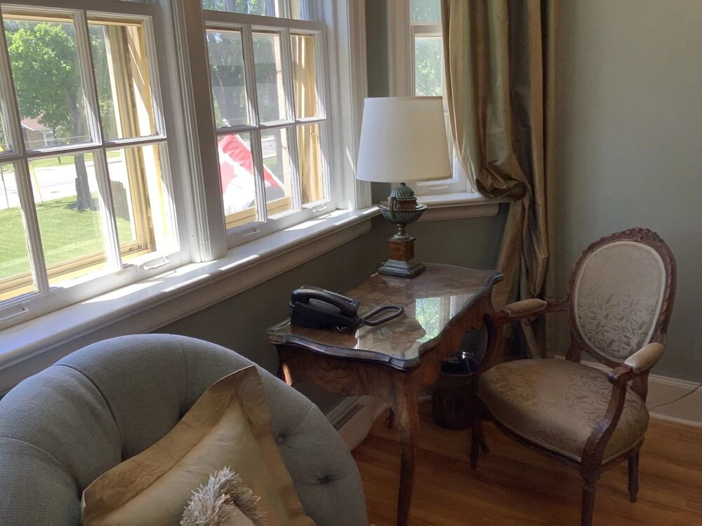 Manoir Chamberland (Adults Only, No Pets)