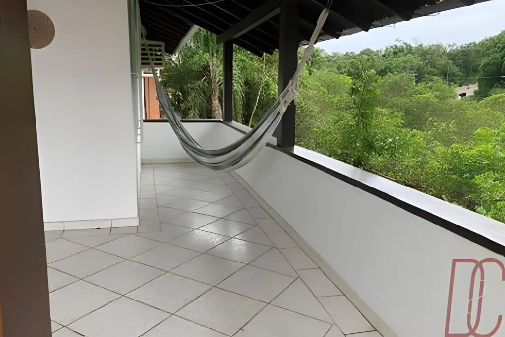 Apartamento para casal Uirapuru em Bombas