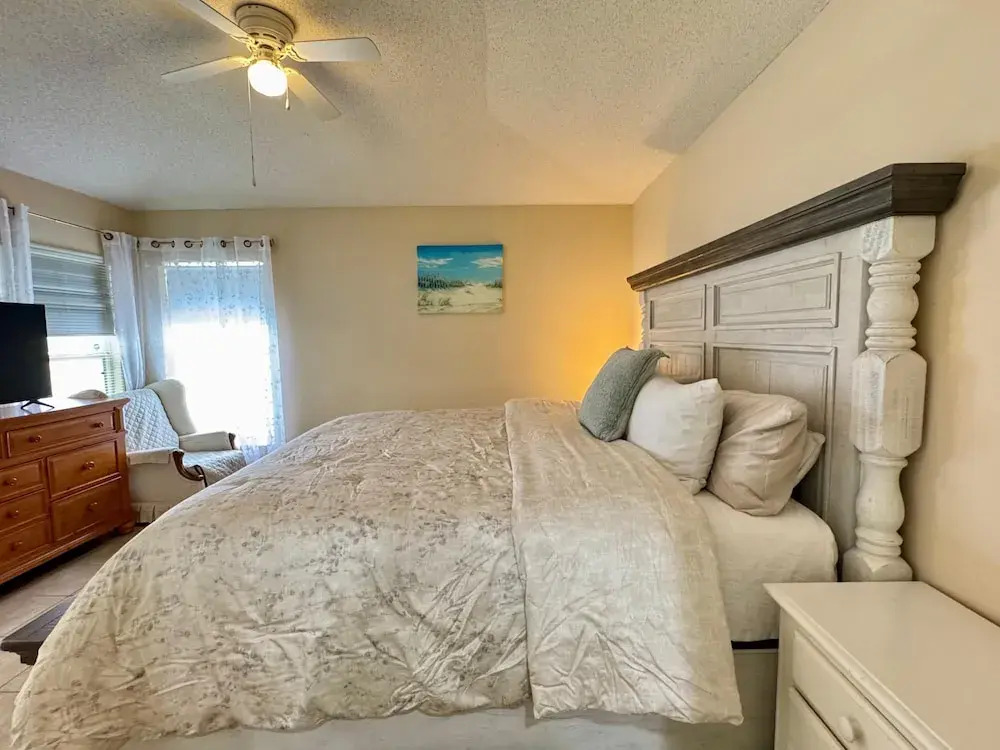 Lake Berkley Villas Swanky