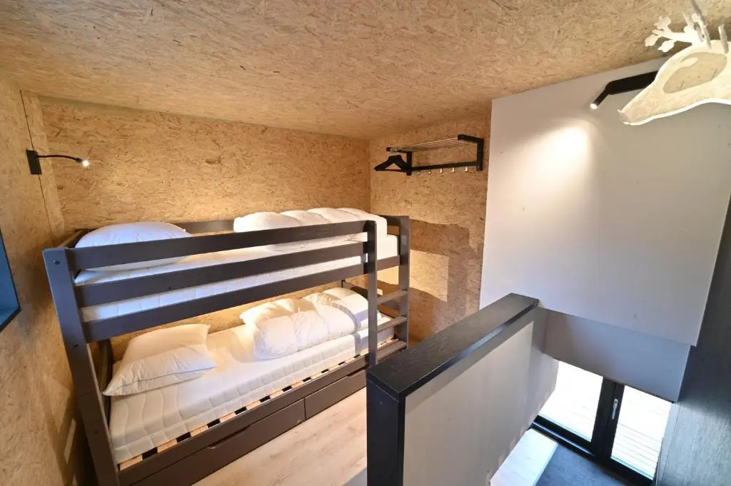 Cozy Holiday Home in Oignies-en-Thiérache near Forest