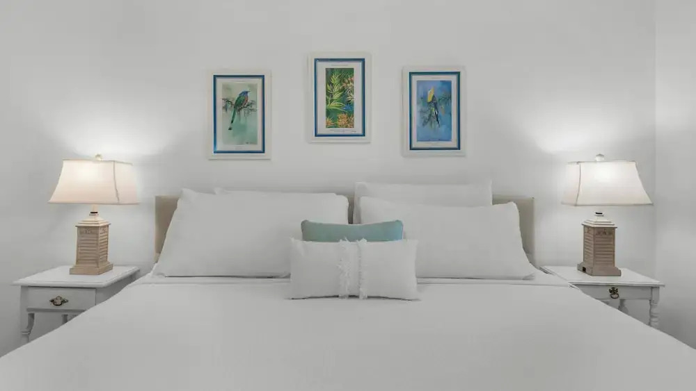 Seagrove 2BR Near Lake & Beach + Free Tickets: Bikes, Dolphin Cruise & More!