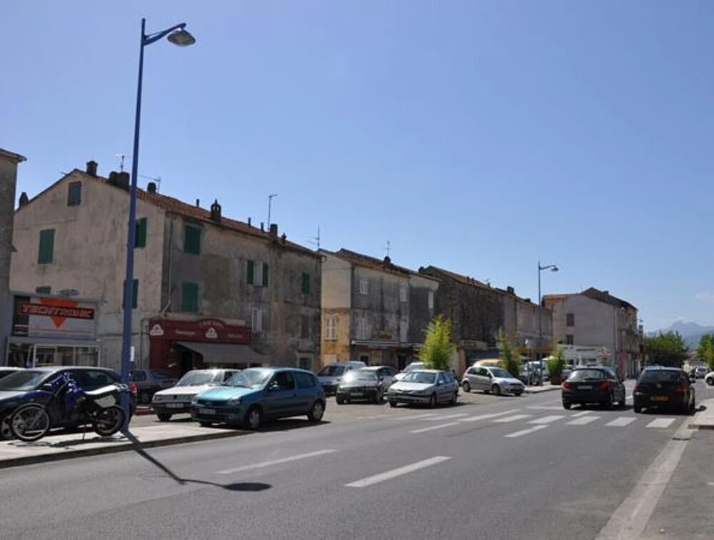 House With 3 Bedrooms in Ghisonaccia, With Enclosed Garden and Wifi -