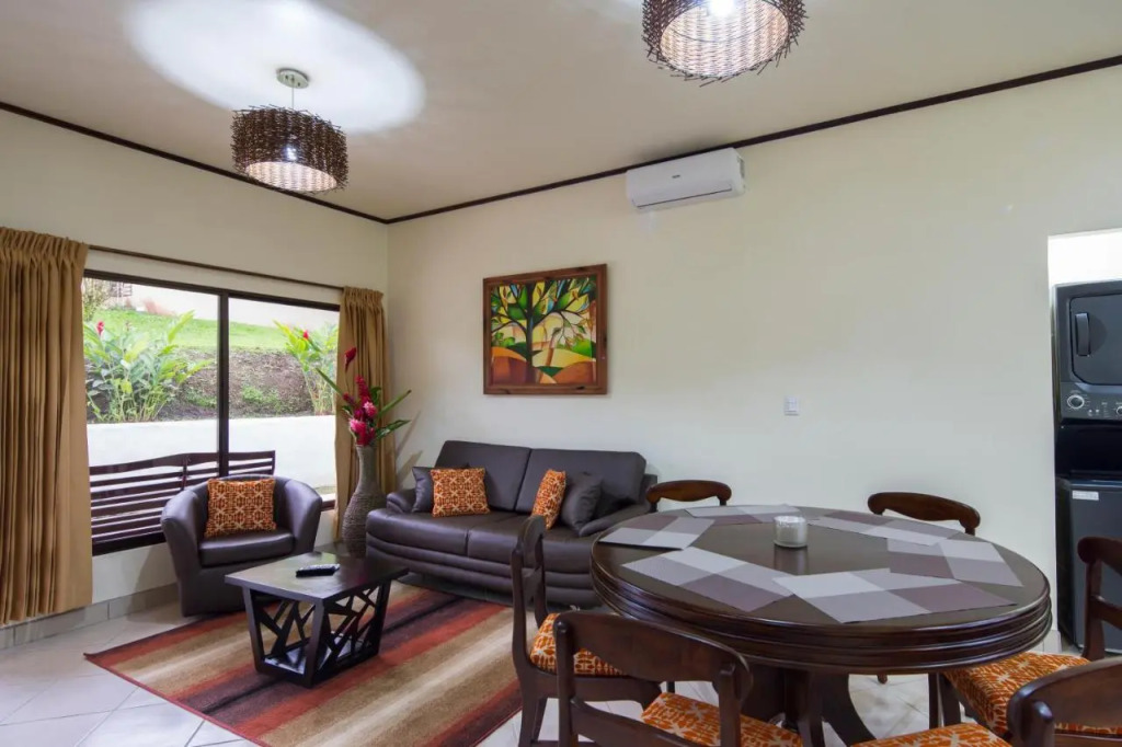 Arenal Volcano Inn