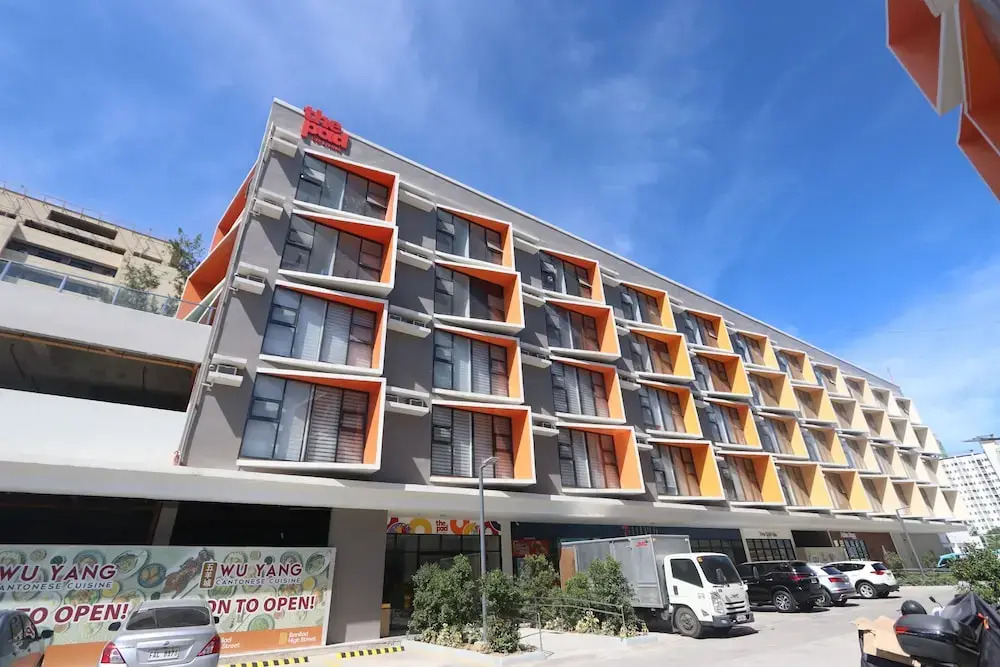 Хостел The Pad Co-Living
